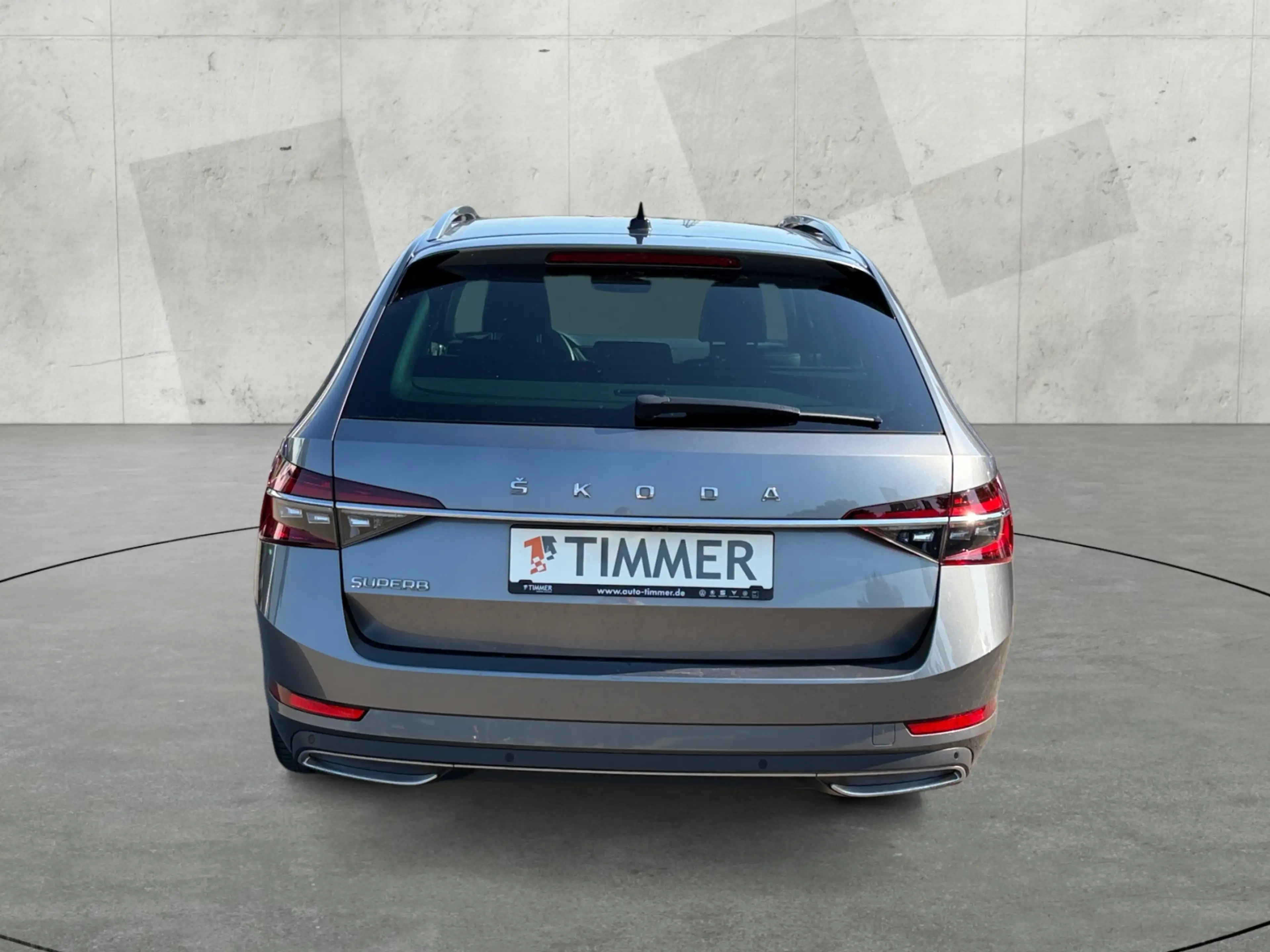 Skoda Superb Combi 2.0 TDI DSG L&K +AHK +360° +CANTON +STHZ +M — photo 5