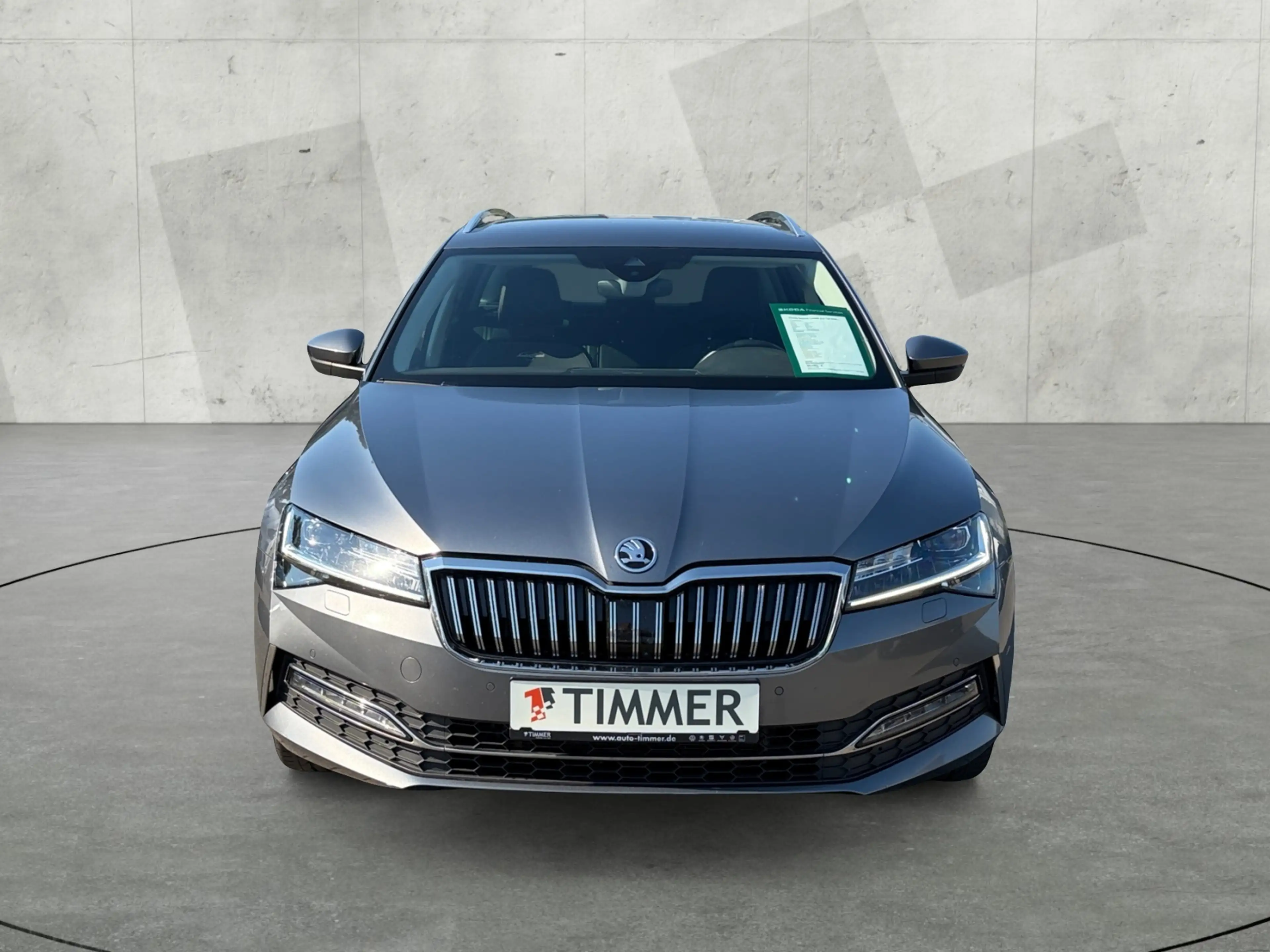 Skoda Superb Combi 2.0 TDI DSG L&K +AHK +360° +CANTON +STHZ +M — photo 9