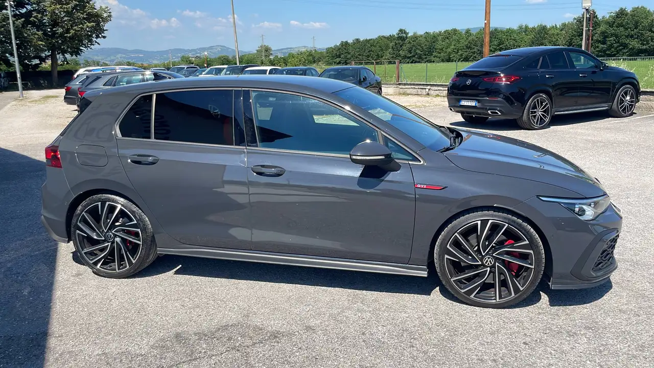 Volkswagen Golf GTI usata in vendita