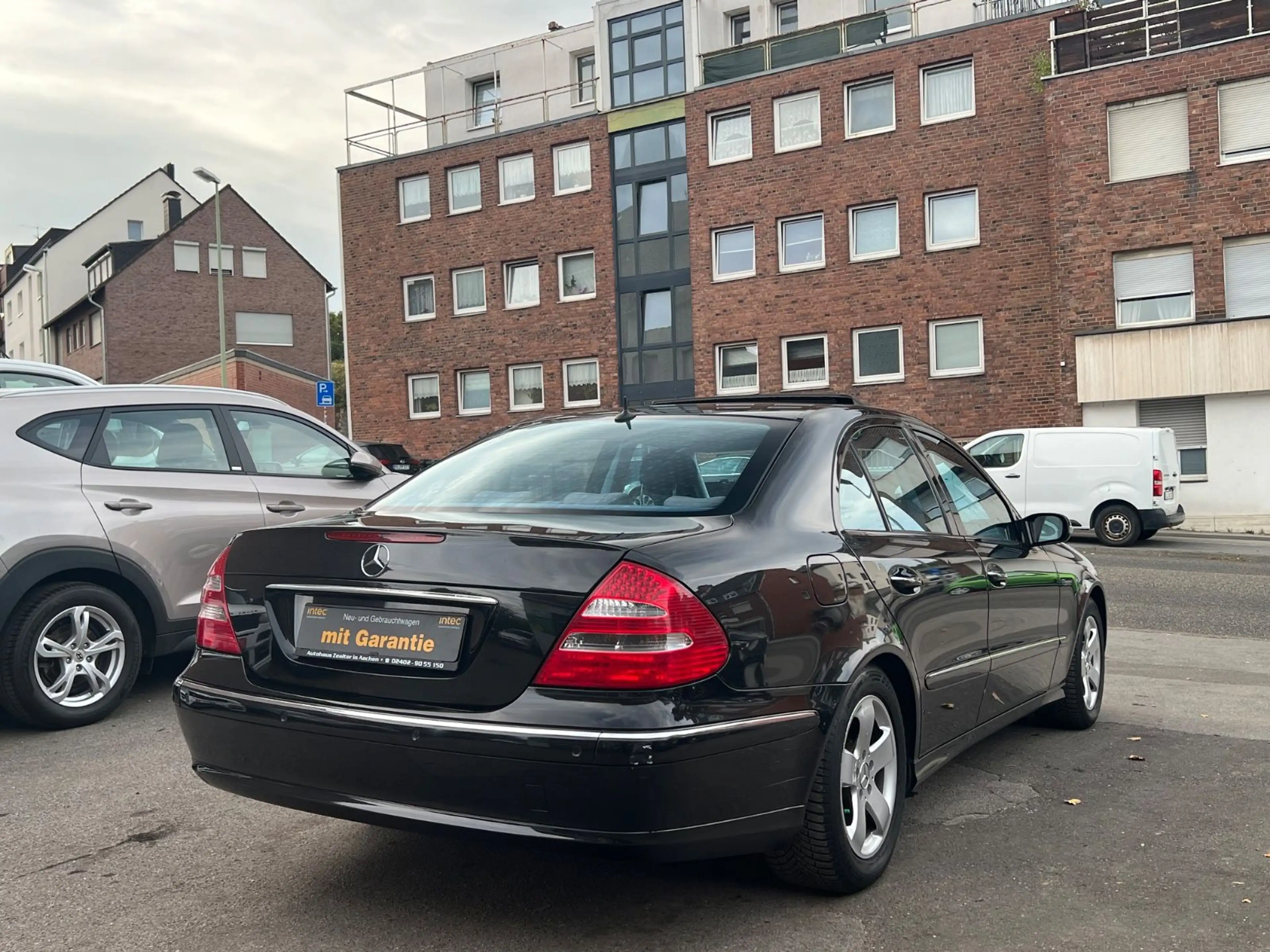 Mercedes-Benz E 200 Kompressor Avantgarde*nur99TKM* — photo 7