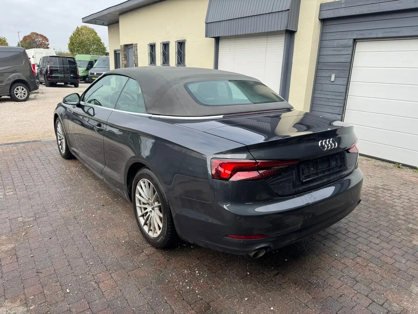 Audi A5 CABRIO * 190PK * MILD HYBRID * AUT * GPS * Gris - 2