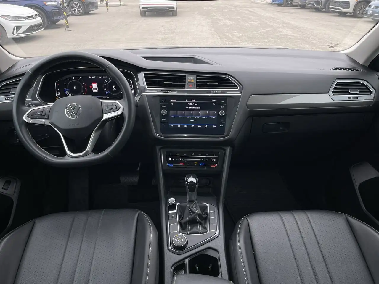 Volkswagen Tiguan снимка Volkswagen Tiguan