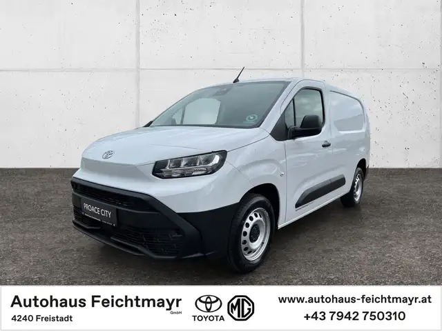 Toyota Proace City City Prowork 1,5 D-4D 102 L2 4-türig