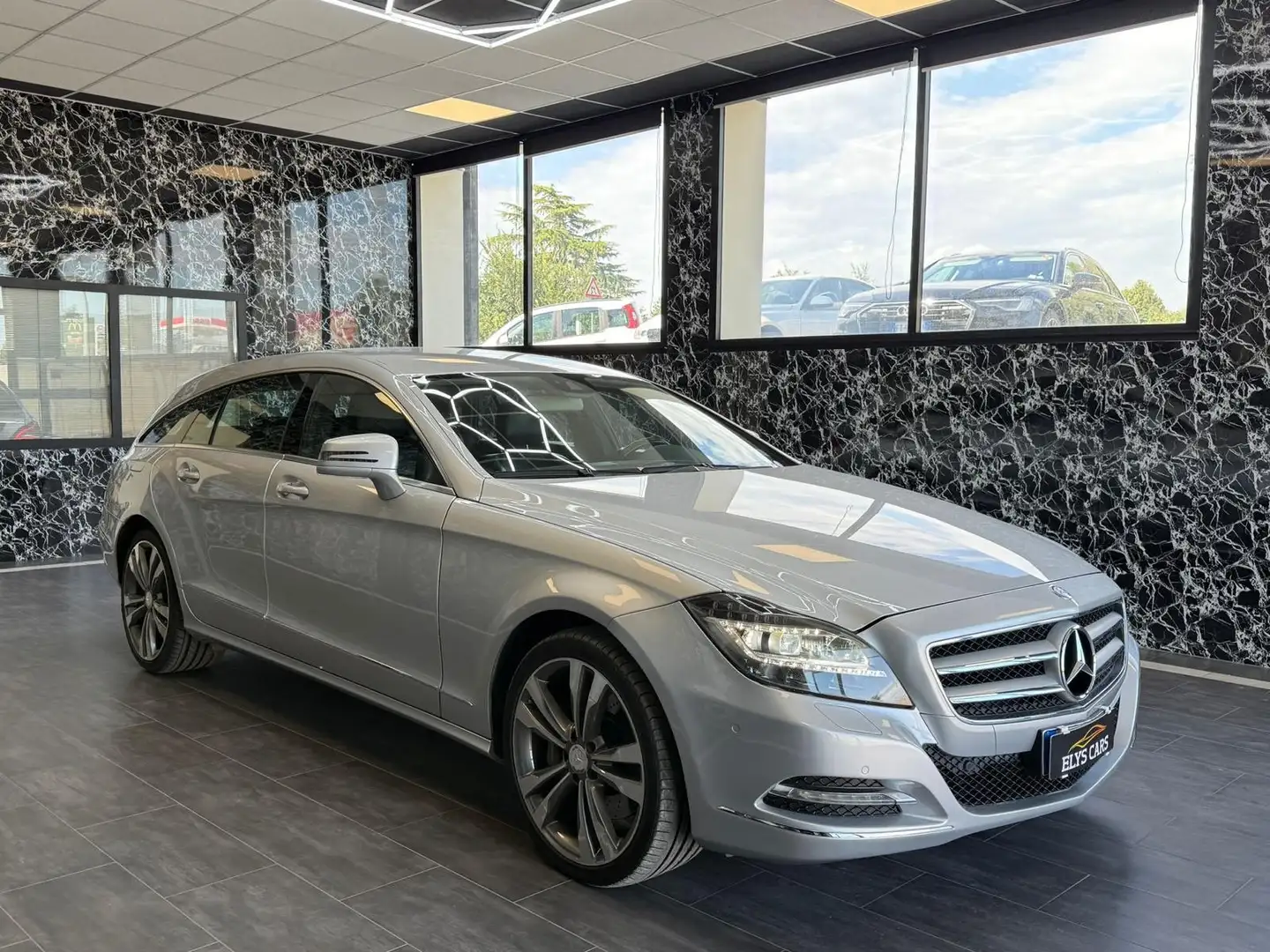 Mercedes-Benz CLS 350 cdi Shooting Brake 4matic auto Argento - 1