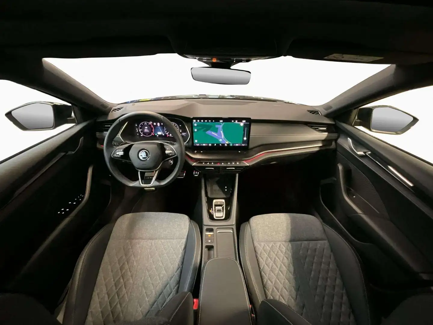 Skoda Octavia Sportline+DSG+Pano+AHK Zwart - 2