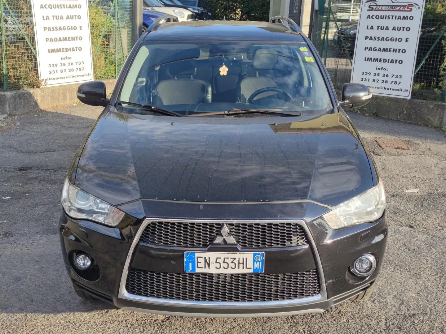 Mitsubishi Outlander Outlander 2.2 di-d Instyle 7p.t Noir - 2