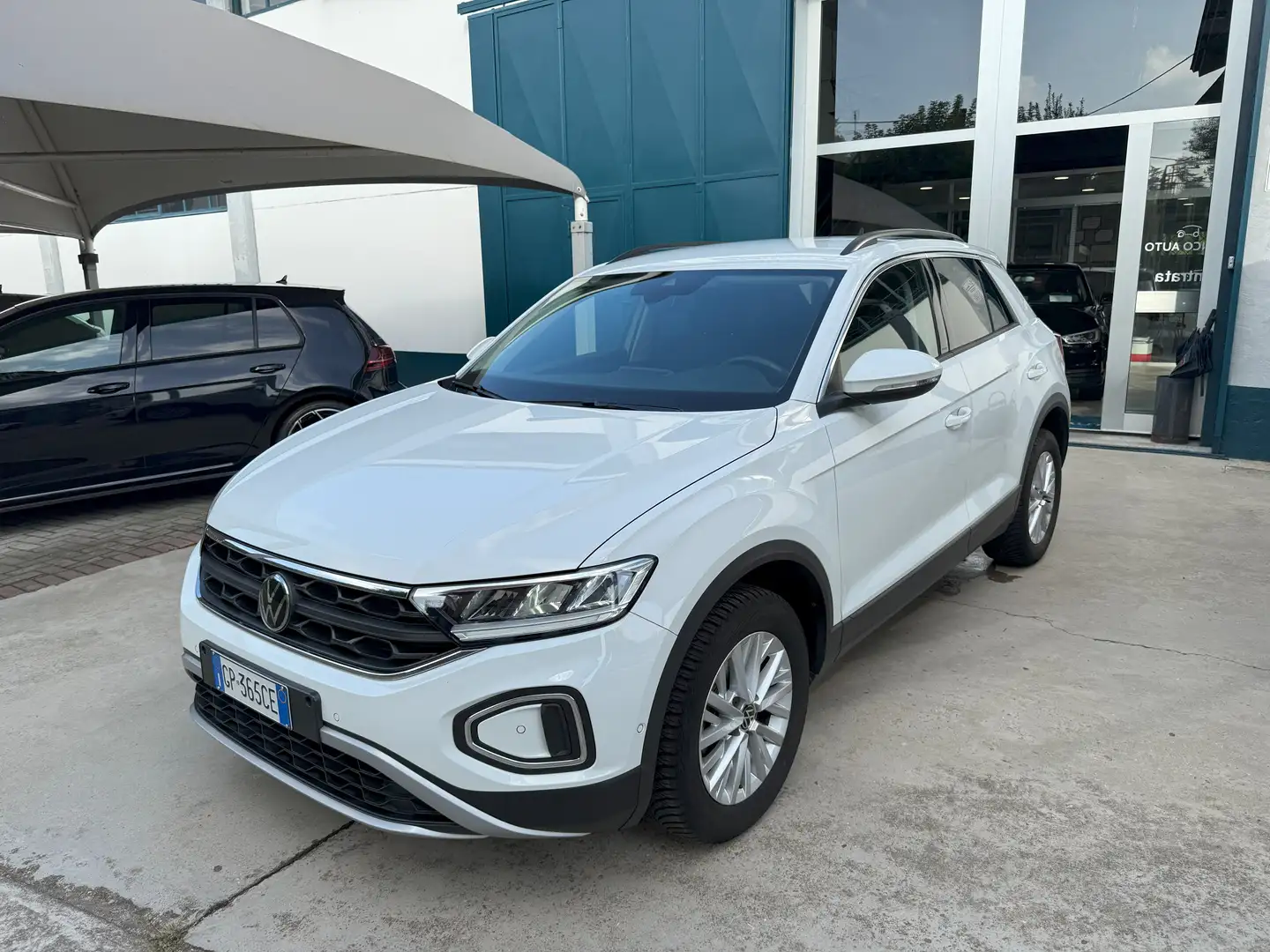 Volkswagen T-Roc 1.0 TFSI LIFE 110 CV PARI AL NUOVO - 1
