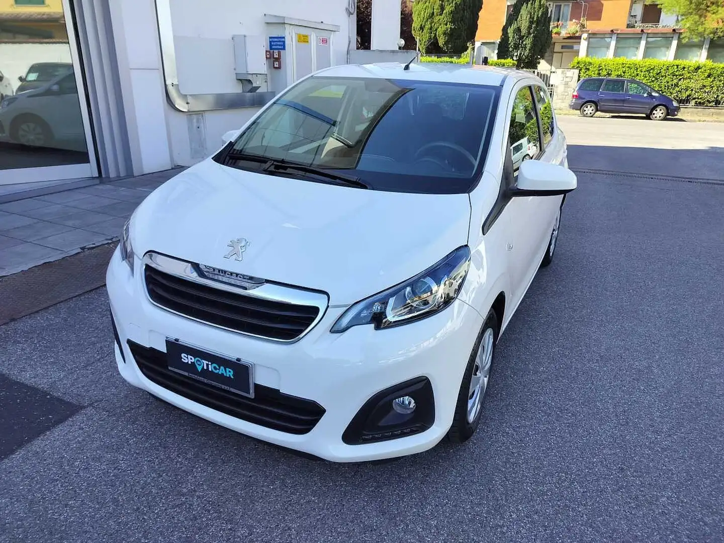 Peugeot 108 VTi 72 5 porte Active Bianco - 2