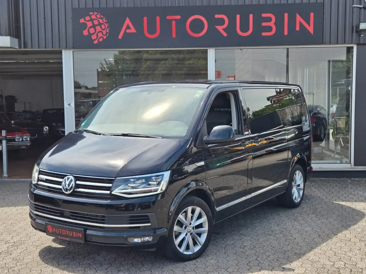 Volkswagen T6 Multivan Generation Six 4Motin LED/AHK/LEDER Schwarz - 2
