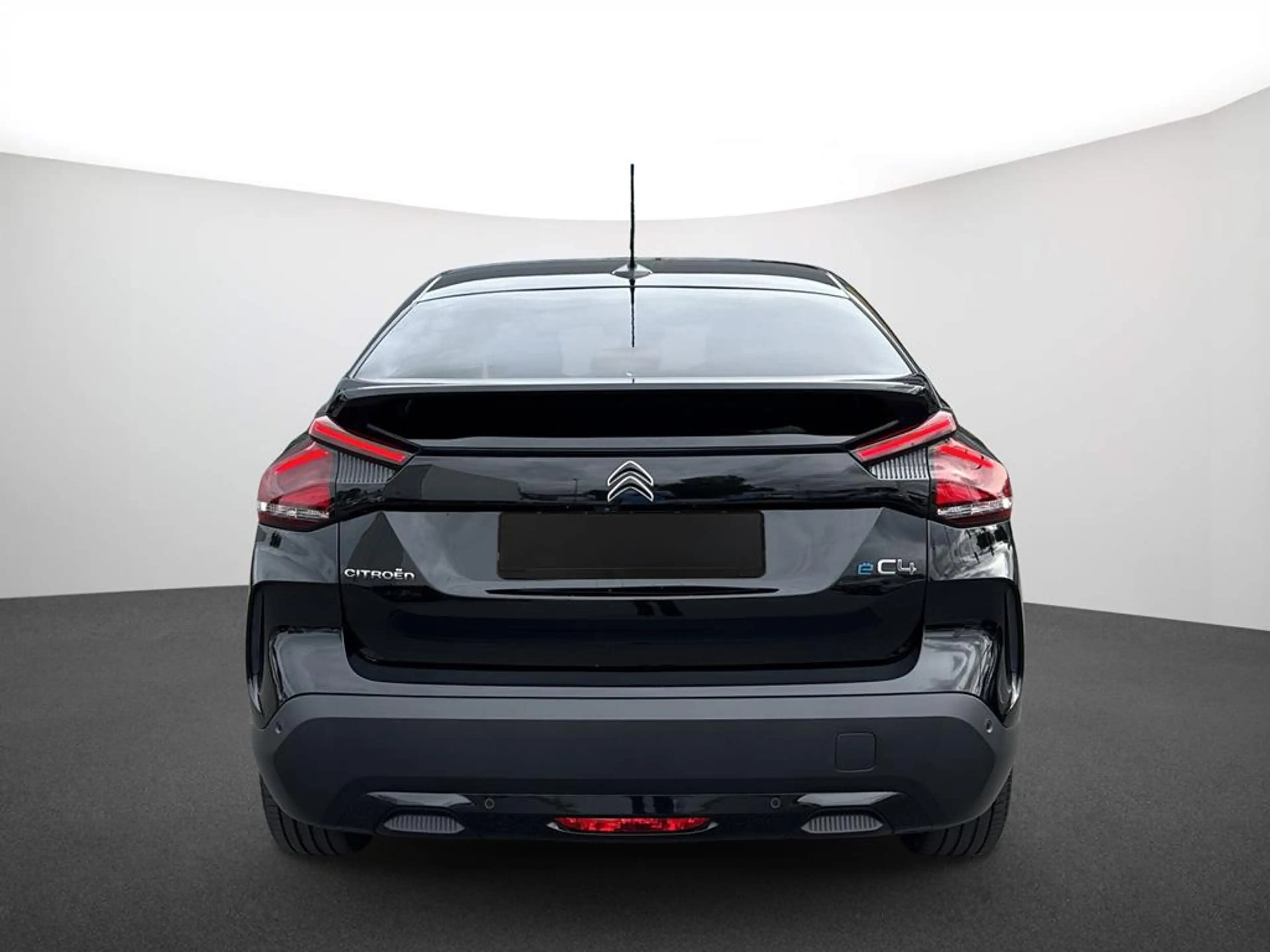 Citroen C4 e-C4 (136 PS) Shine — photo 5