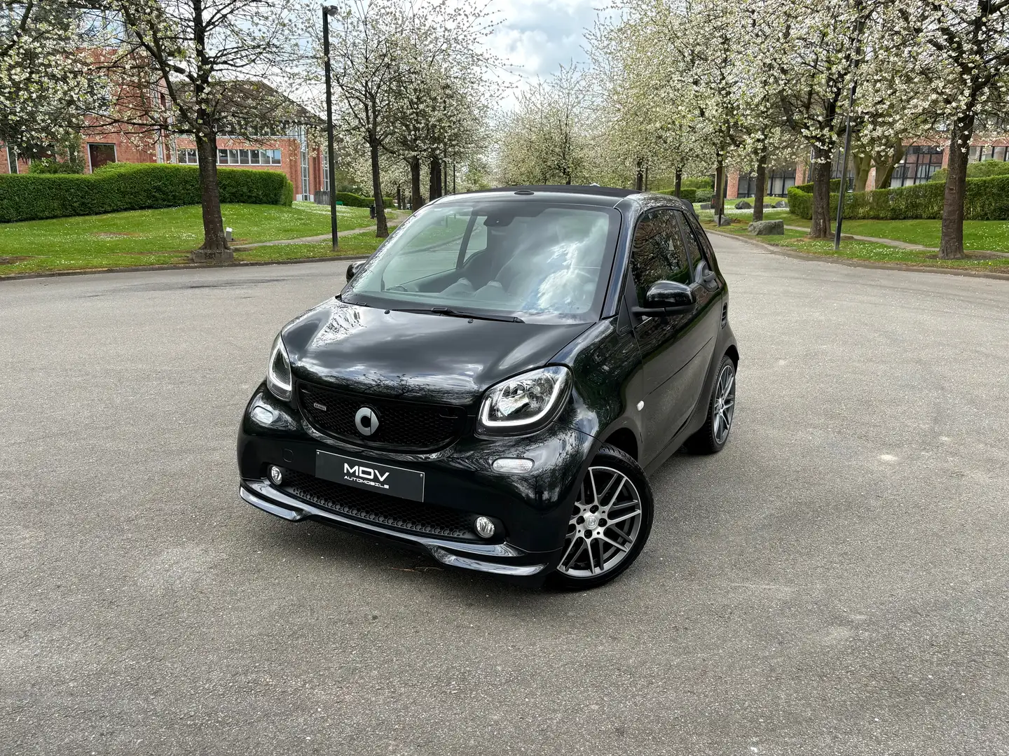 smart brabus 0.9 Turbo Xclusive Cabrio * Navi / Camera / JBL * Noir - 1