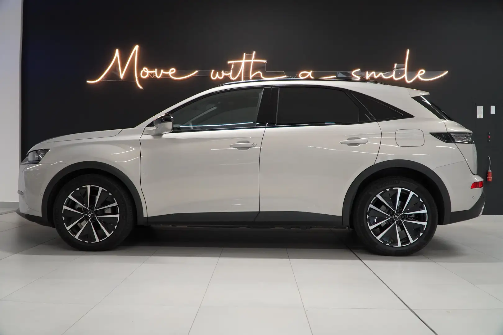 DS Automobiles DS 7 DS7 PLUG-IN HYBRID ÉTOILE Beige - 2