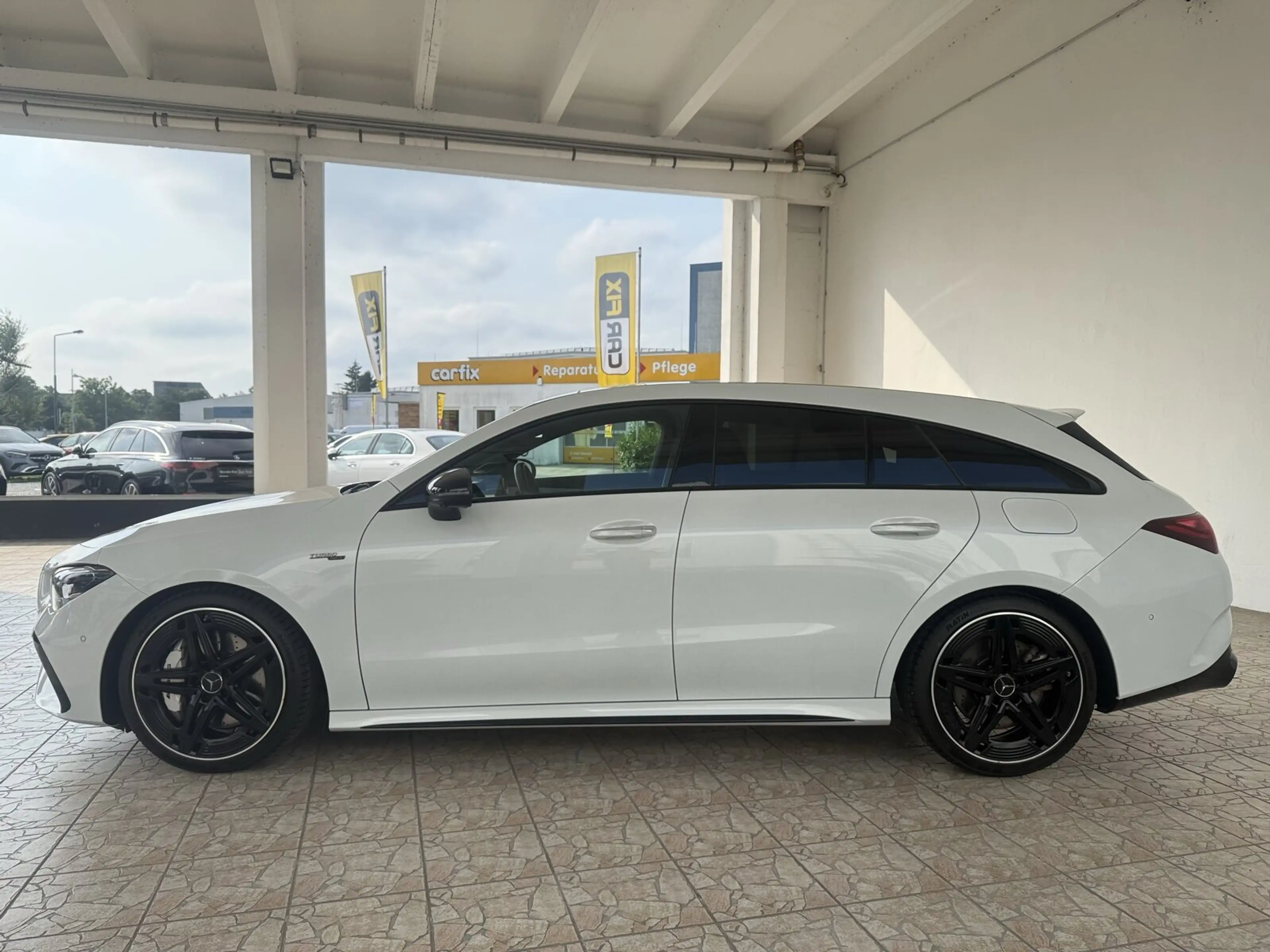 Mercedes-Benz CLA 35 AMG CLA 35 4M SB Premium Pano Burmester Distro Night — photo 8