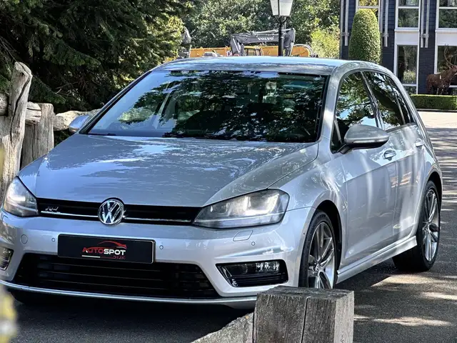 Volkswagen Golf view 15