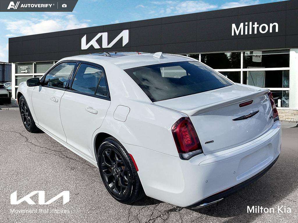 2023 Chrysler 300