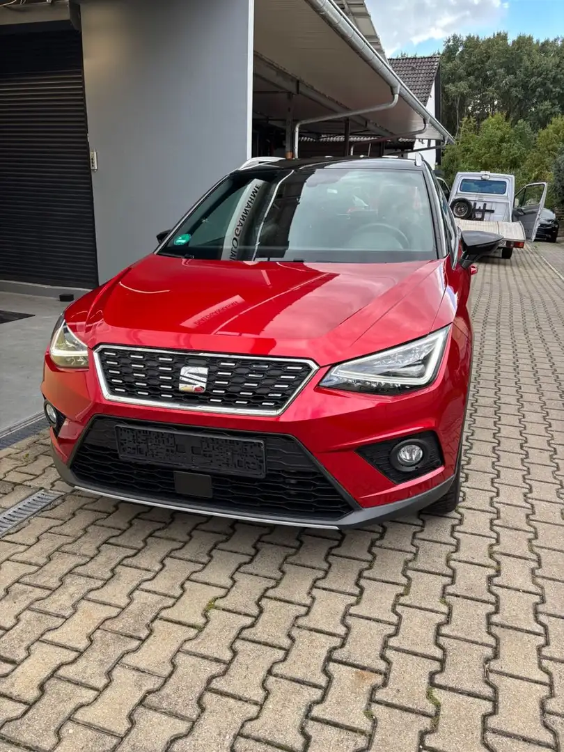 SEAT Arona Xcellence, Kamera, SHZ, FullLink Rot - 1