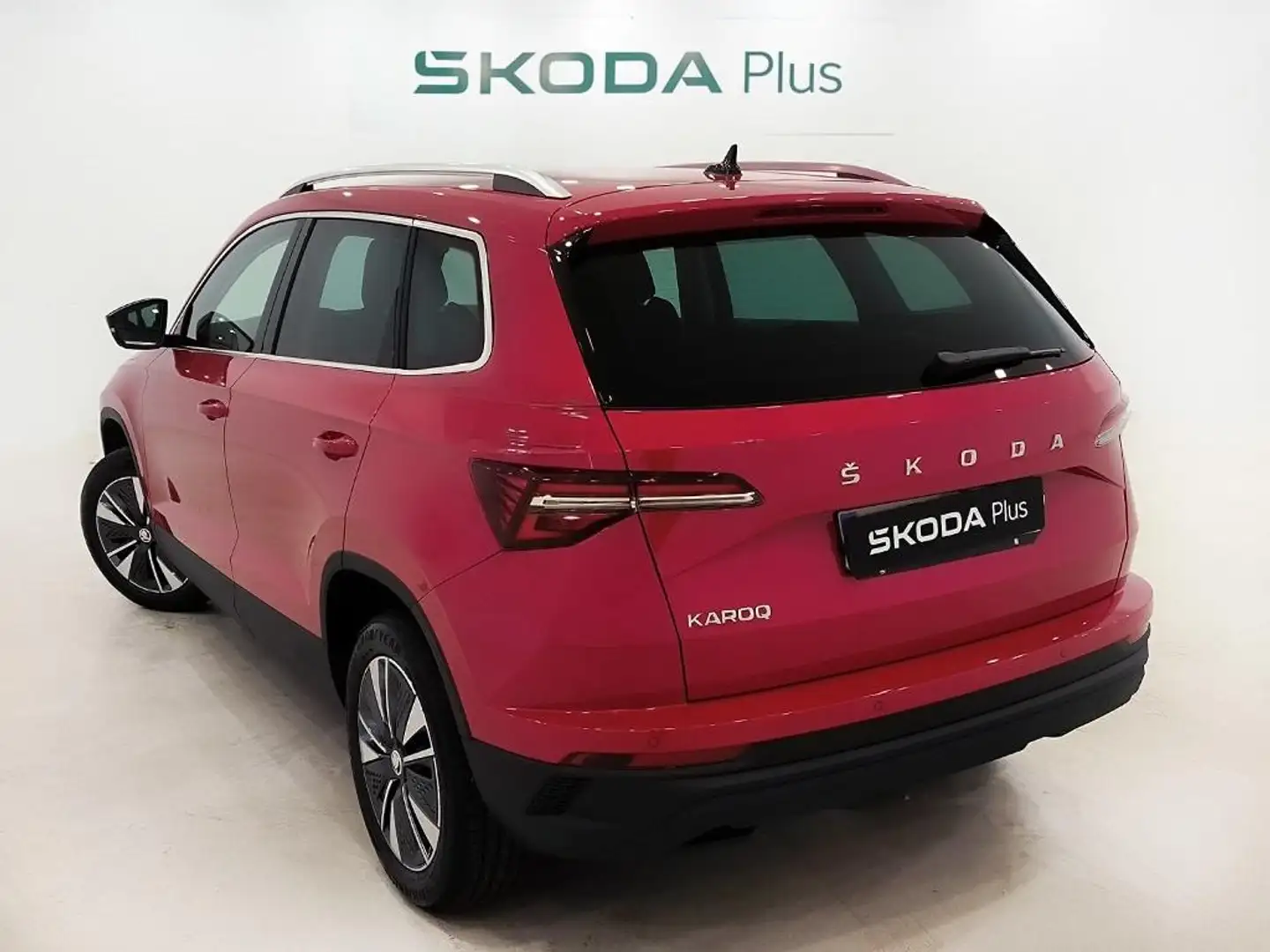 Skoda Karoq 1.0 TSI Selection Rojo - 2