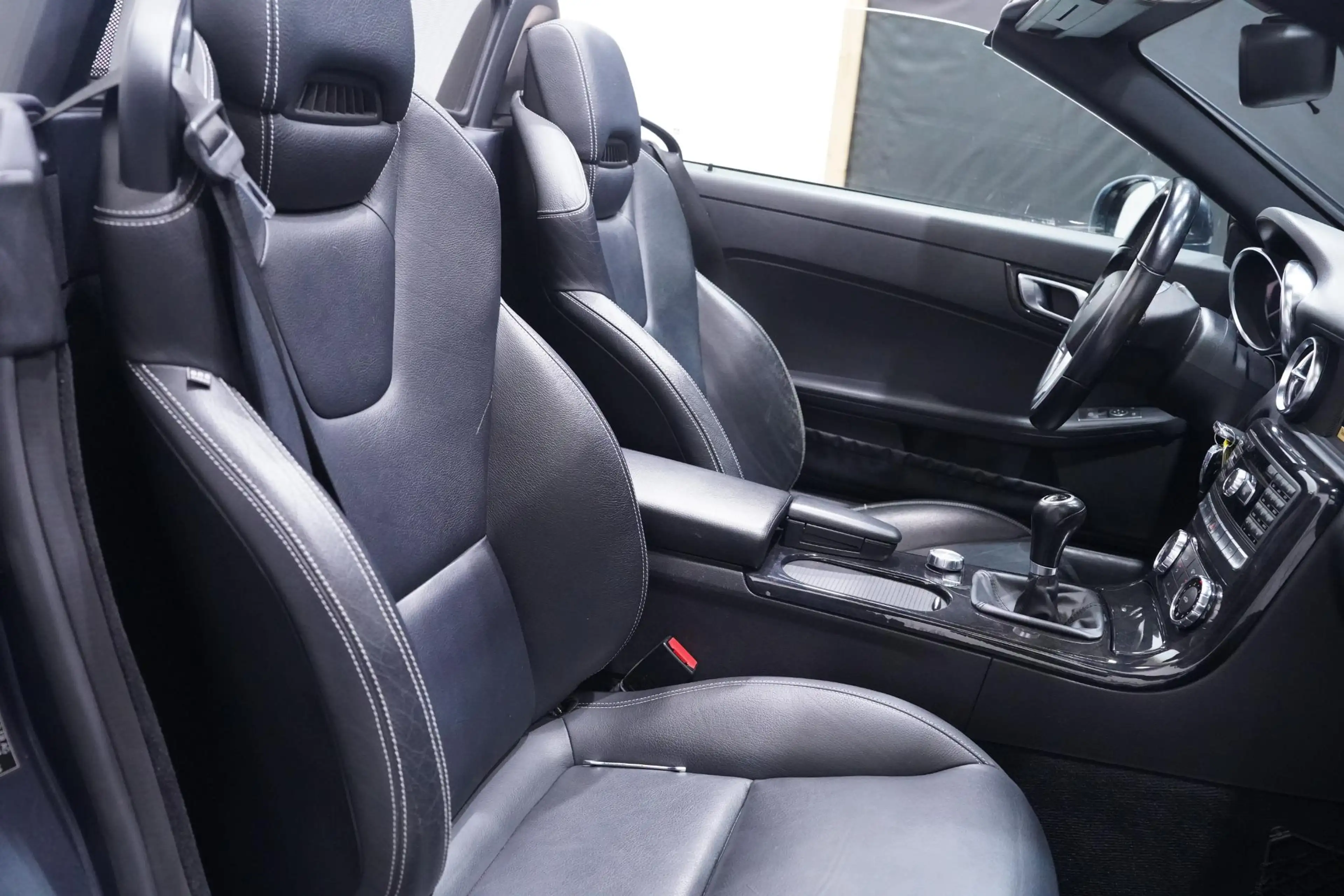 Mercedes-Benz SLK 200 navigatie lederen-bekleding stoelverwarming electr — photo 44