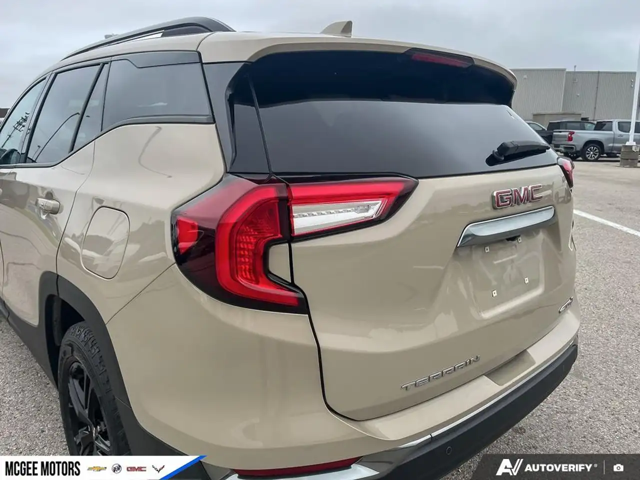 GMC Terrain photo GMC Terrain