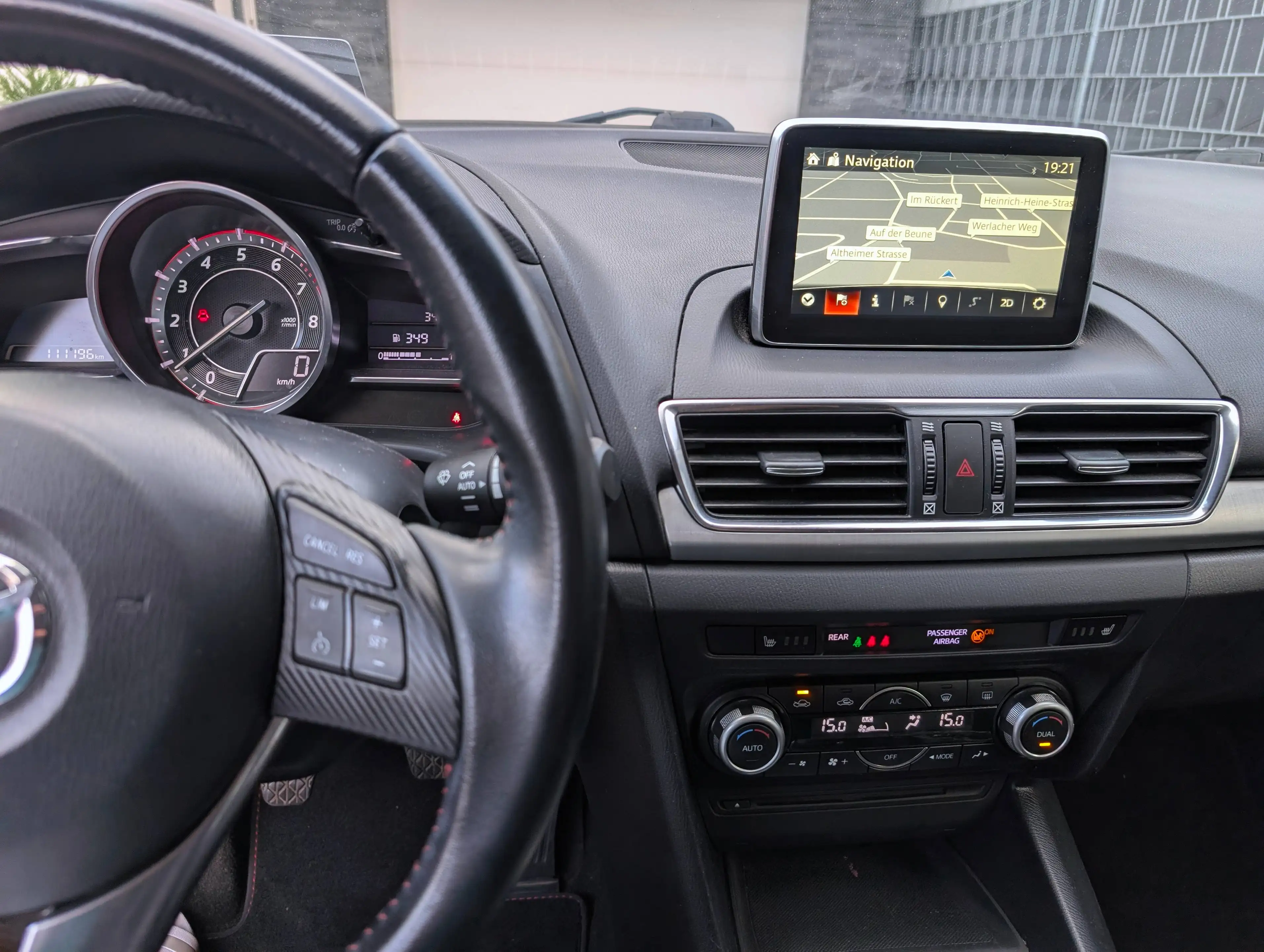 Mazda 3 3  2.0 "Urban" *XENON/KAMERA/NAVI/HEADUP* — photo 13