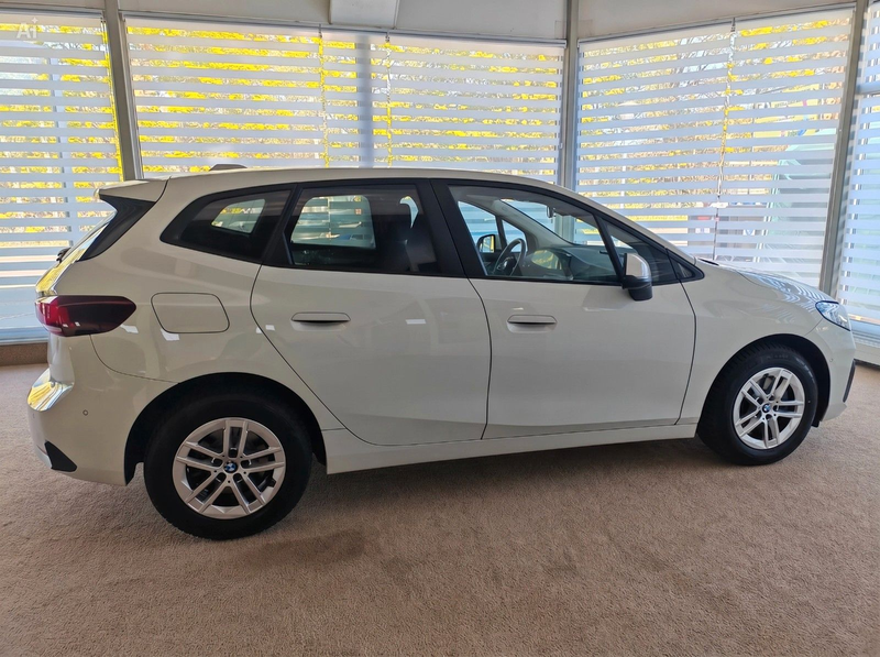 BMW 218 218d Aut. Active Tourer KAMERA HiFi  1.Hand — photo 6