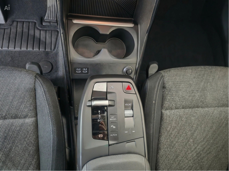 BMW 218 218d Aut. Active Tourer KAMERA HiFi  1.Hand — photo 12