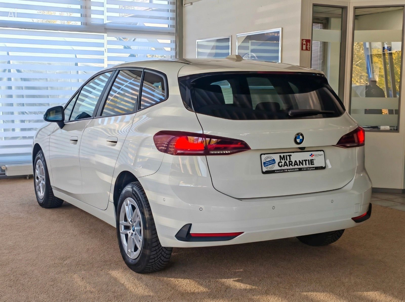 BMW 218 218d Aut. Active Tourer KAMERA HiFi  1.Hand — photo 2