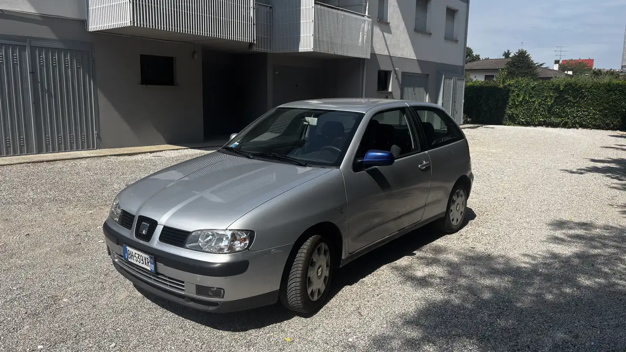 SEAT Ibiza 3p 1.6 Signo c/clima, foto 5