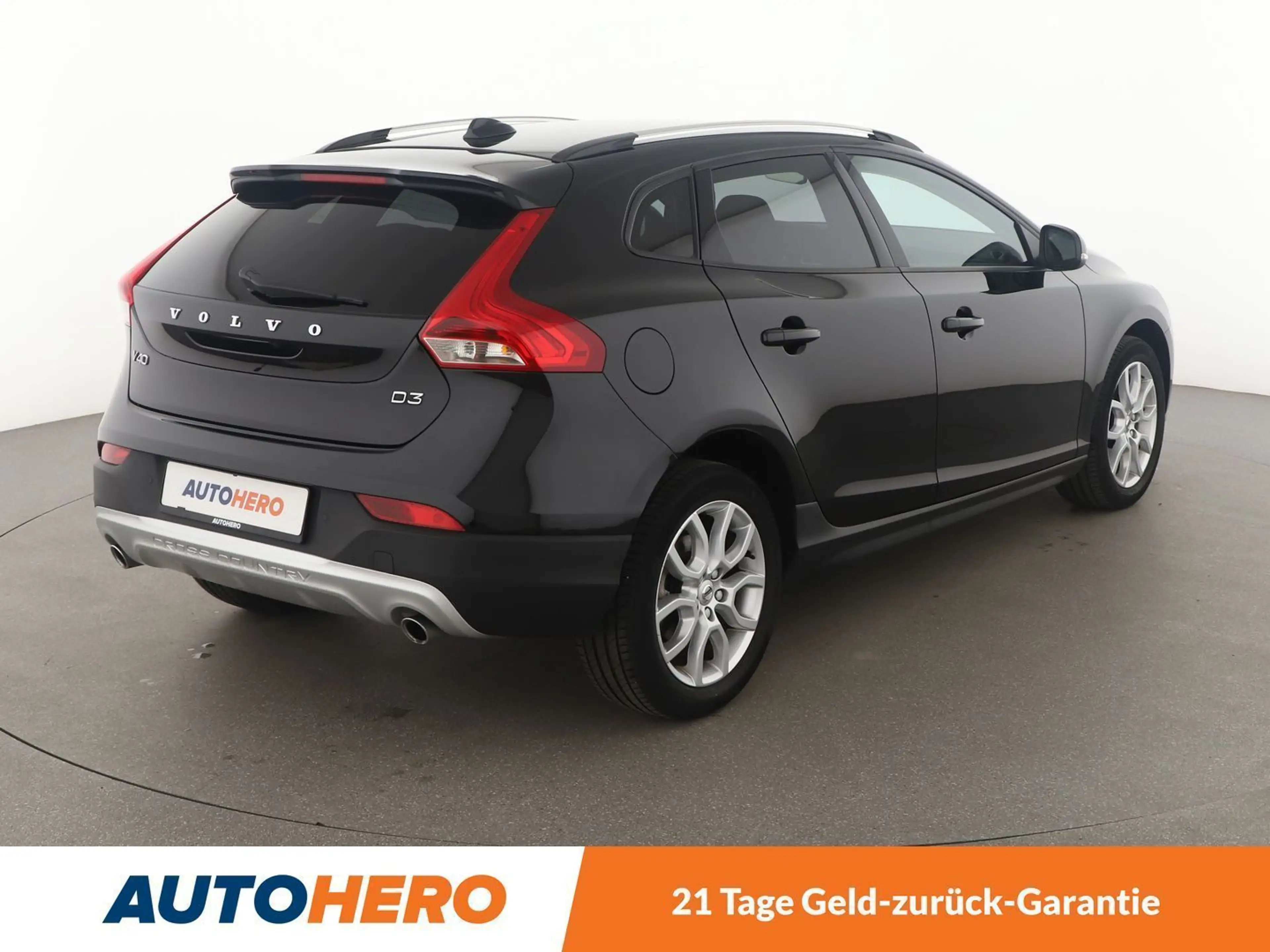 Volvo V40 Cross Country 2.0 D3 Plus*LED*NAVI*TEMPO*CAM*PDC*SHZ*KLIMA* — photo 6