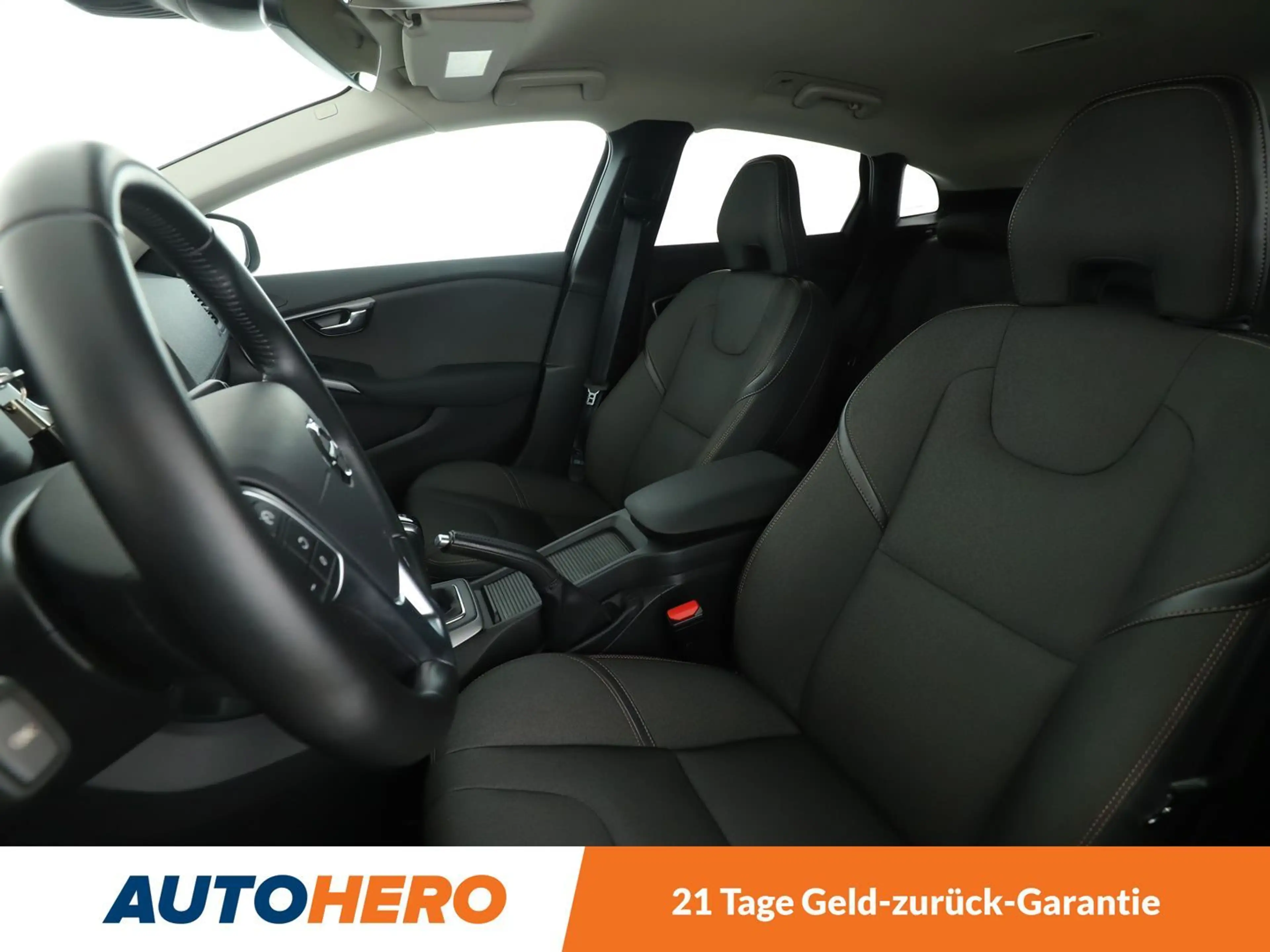 Volvo V40 Cross Country 2.0 D3 Plus*LED*NAVI*TEMPO*CAM*PDC*SHZ*KLIMA* — photo 10