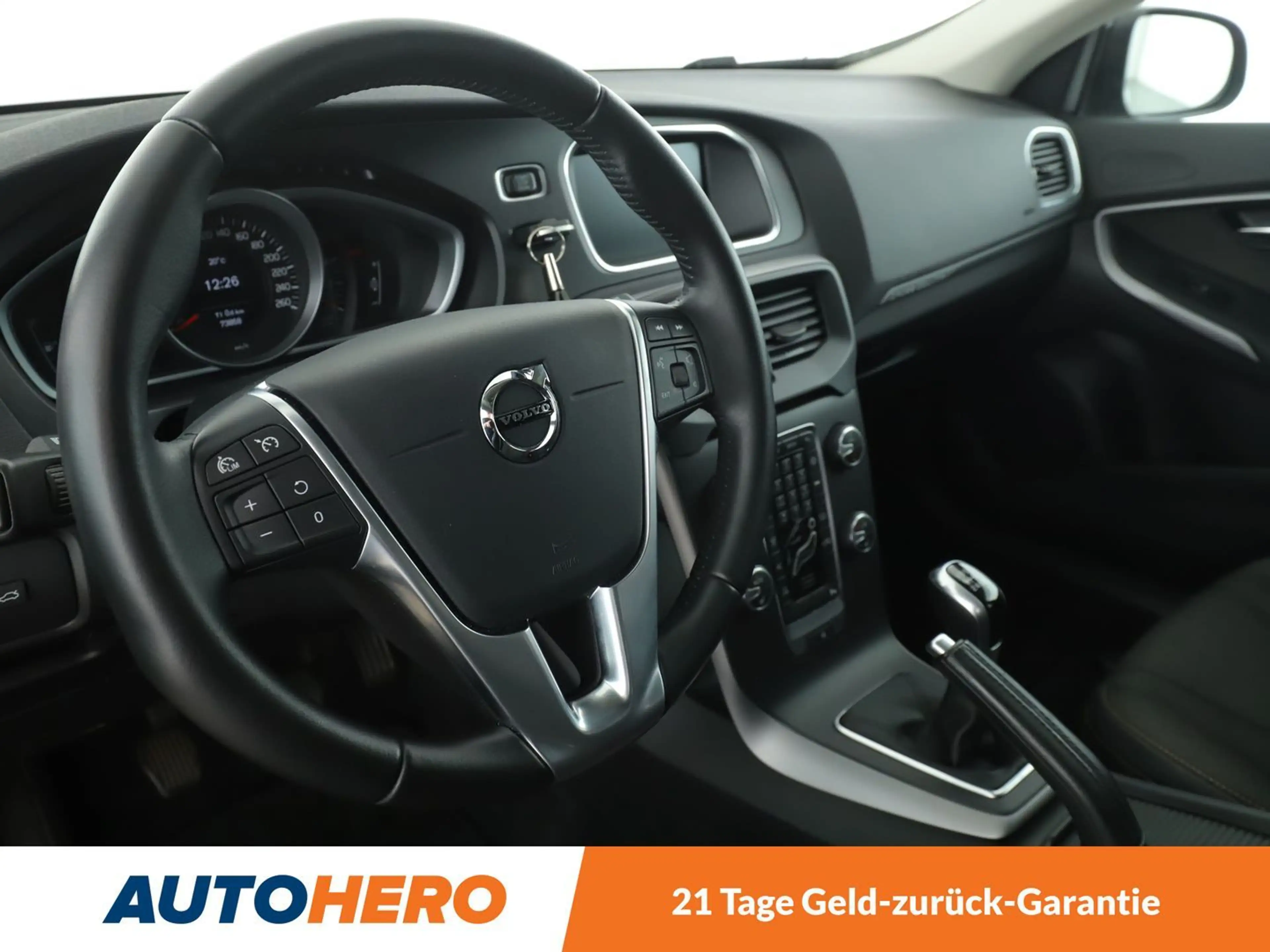 Volvo V40 Cross Country 2.0 D3 Plus*LED*NAVI*TEMPO*CAM*PDC*SHZ*KLIMA* — photo 11