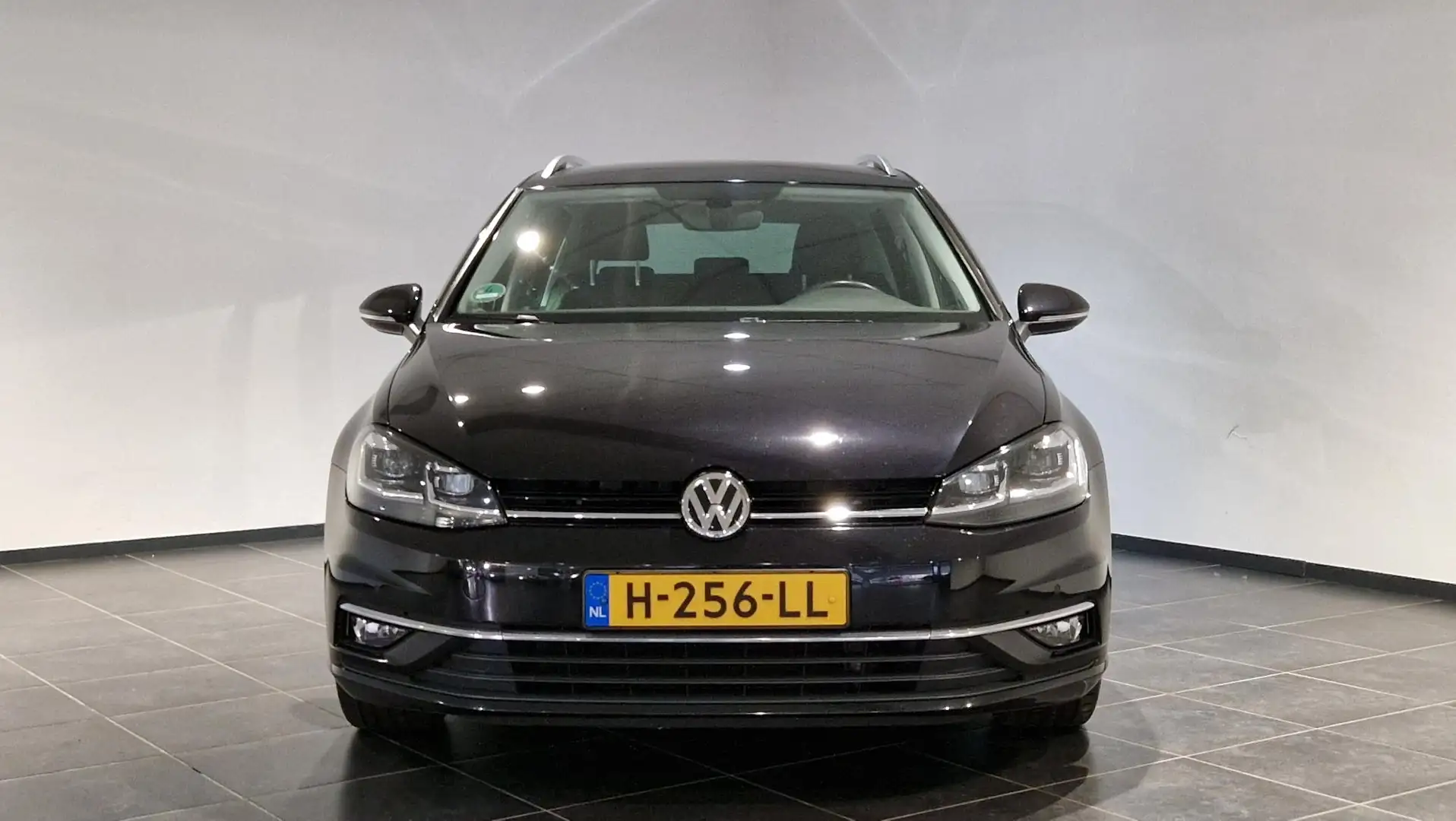 Volkswagen Golf Variant 1.5 TSI Highline | Navigatie | DAB | Trekhaak Noir - 2