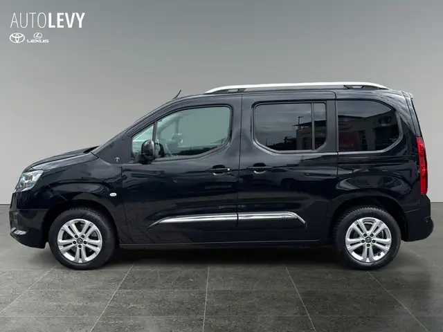 Toyota Proace City view 3