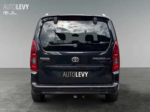 Toyota Proace City view 5