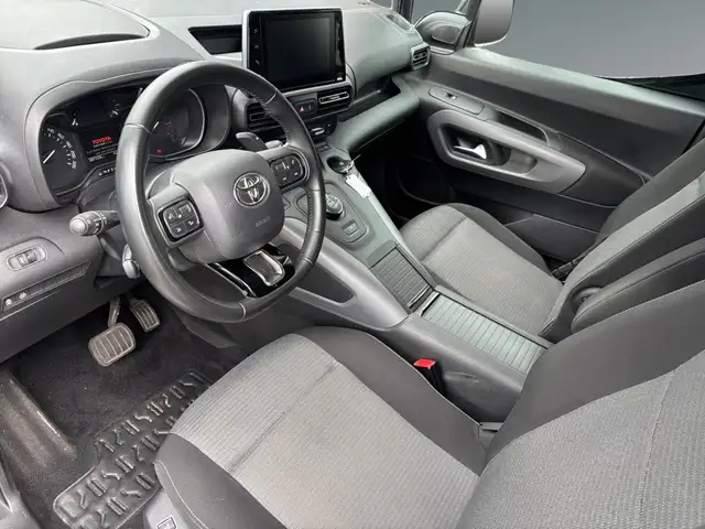 Toyota Proace City view 10
