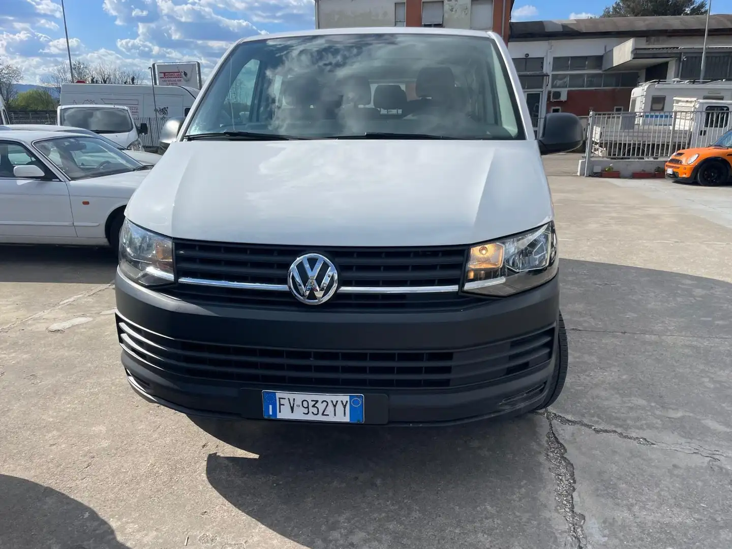 Volkswagen T6 Multivan 2.0 tdi Trendline 102cv Nero - 2