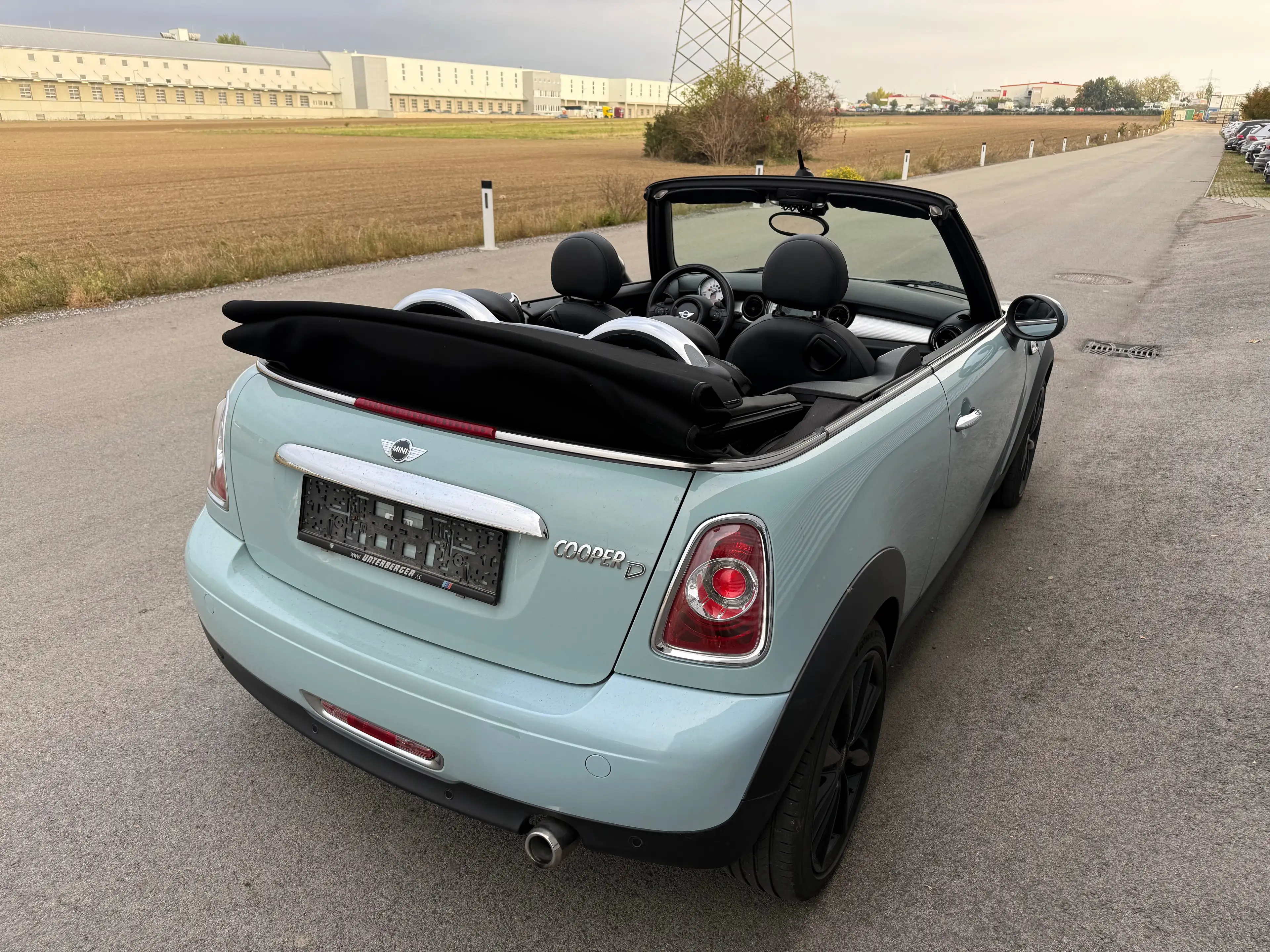 MINI Cooper D Cabrio Aut. ID:54 — photo 13