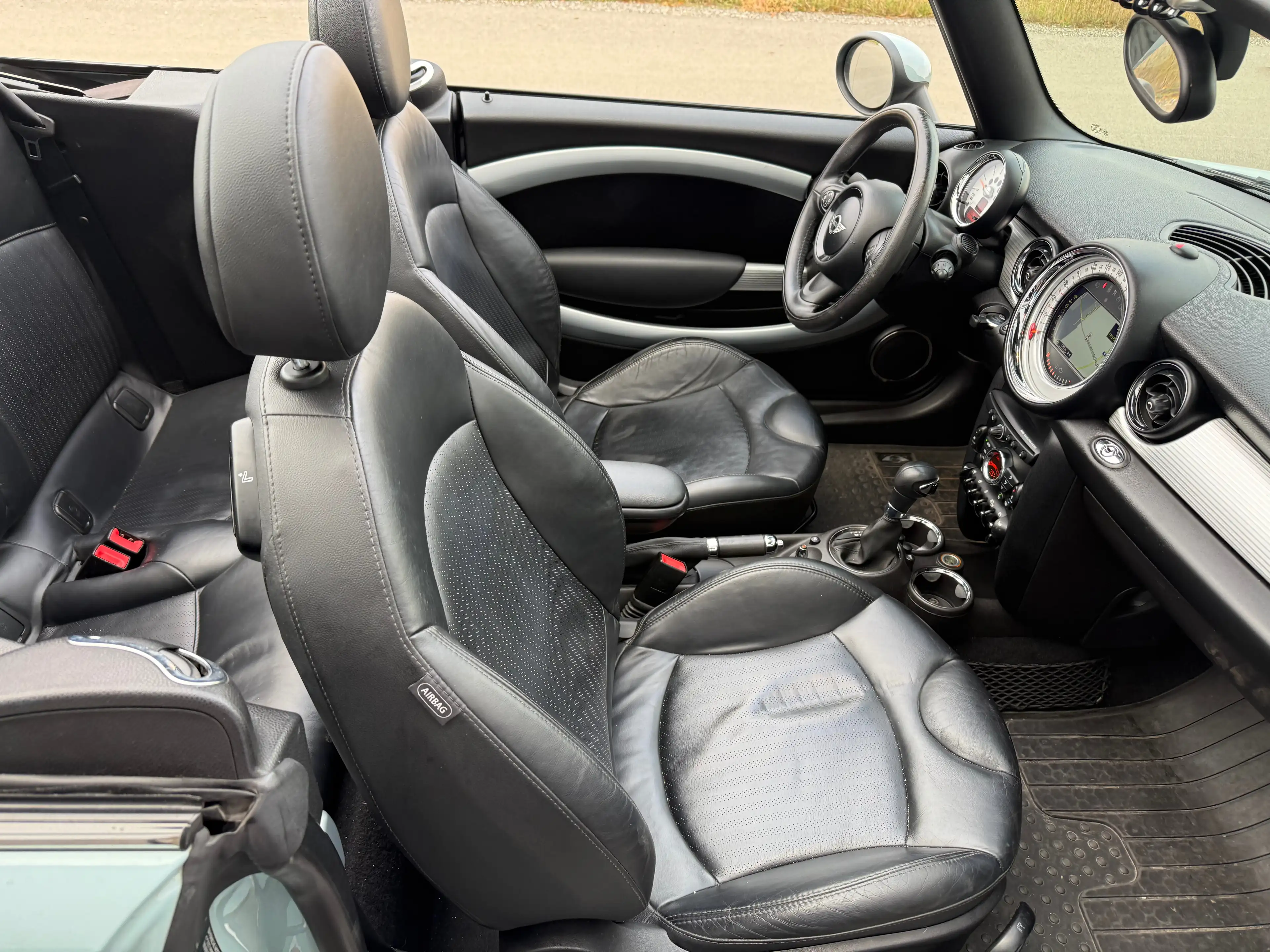 MINI Cooper D Cabrio Aut. ID:54 — photo 15