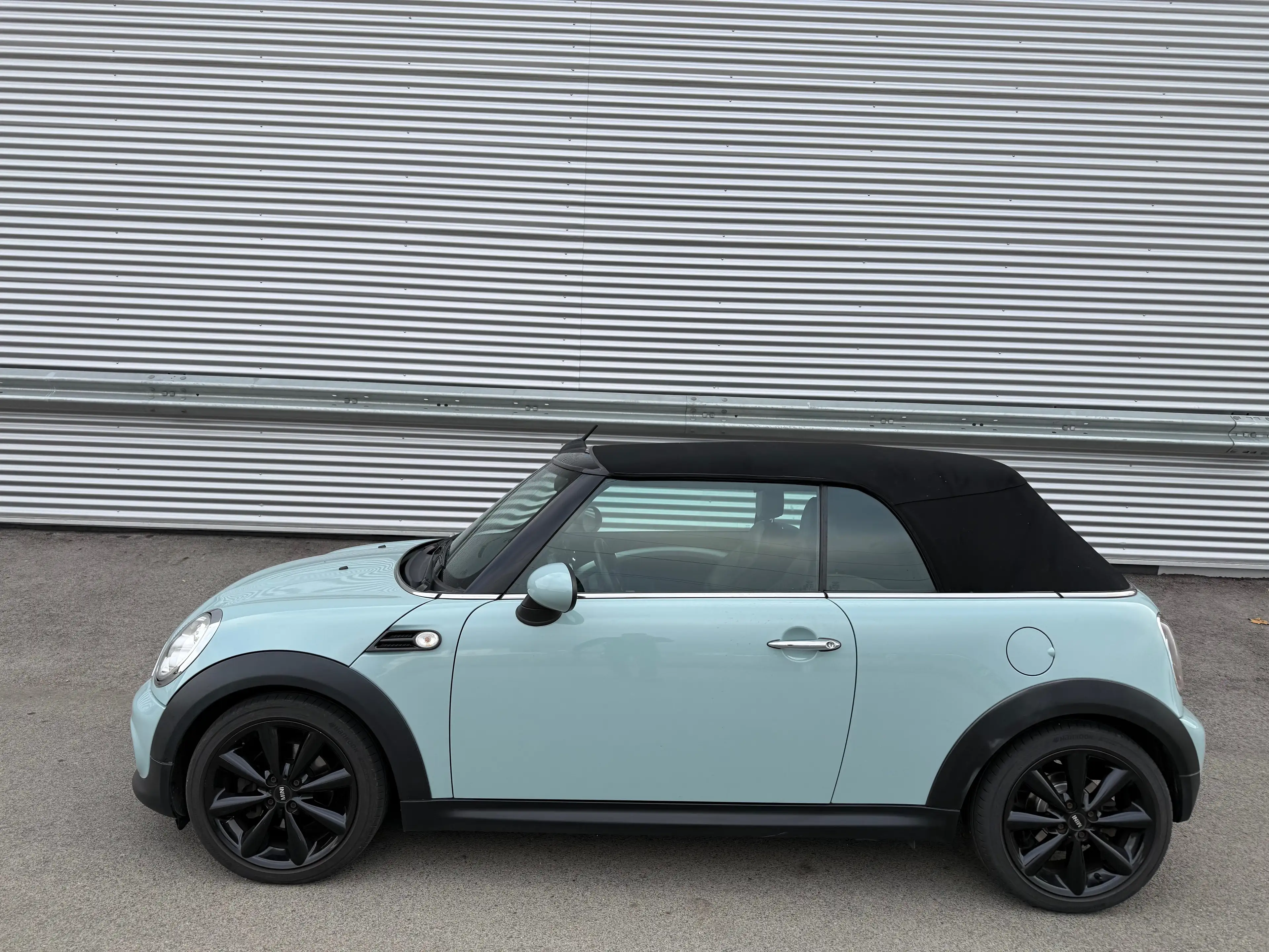 MINI Cooper D Cabrio Aut. ID:54 — photo 5