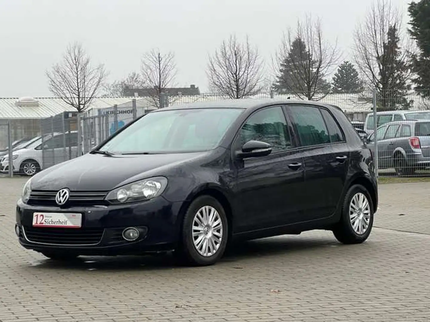 Volkswagen Golf Highline*KLIMAAUTOMATIK*SCHECKHEFT*TÜV NEU* Schwarz - 2
