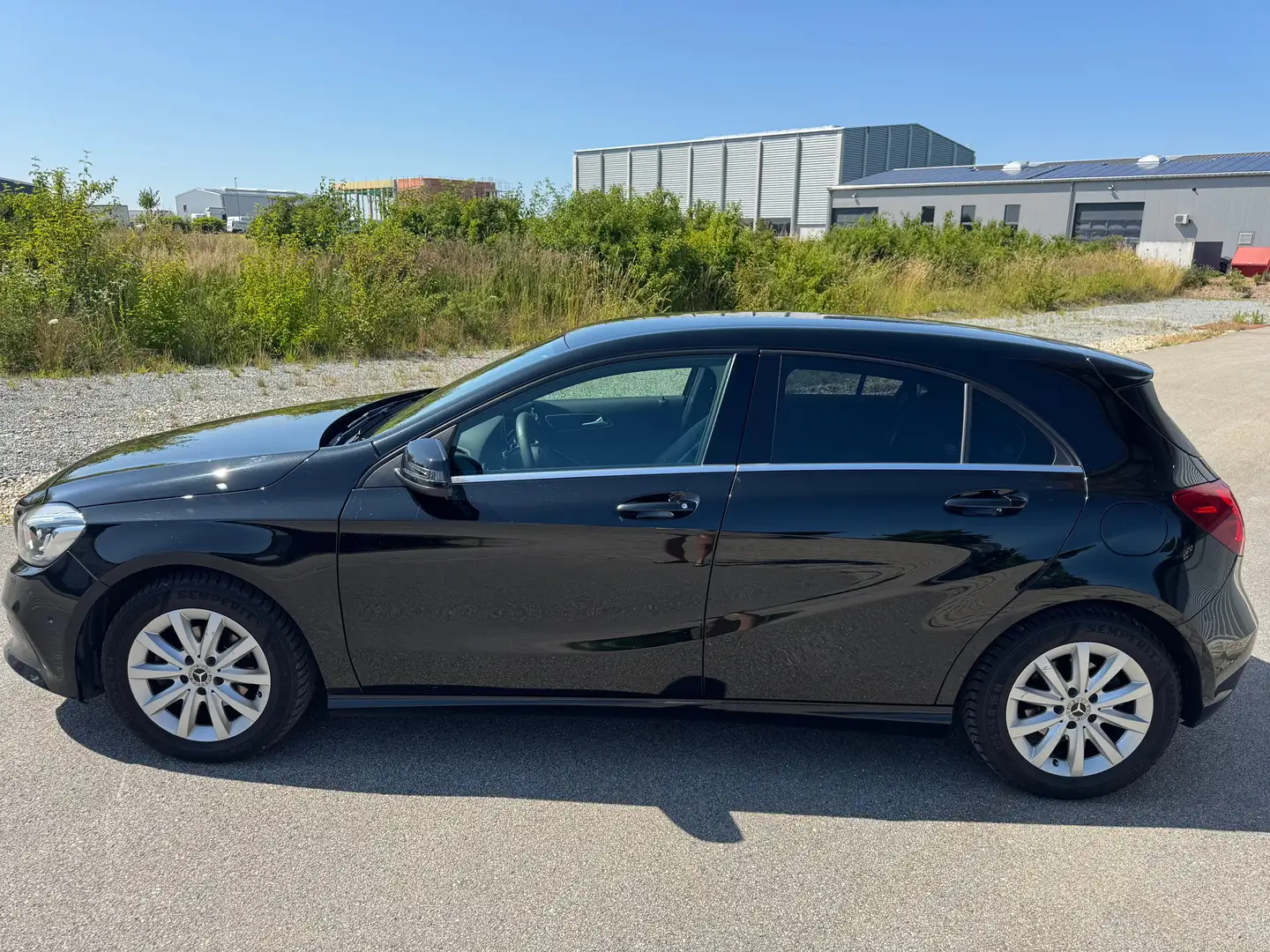 Mercedes-Benz A 180 A 180 CDI / d BlueEfficiency (176.012) Noir - 2