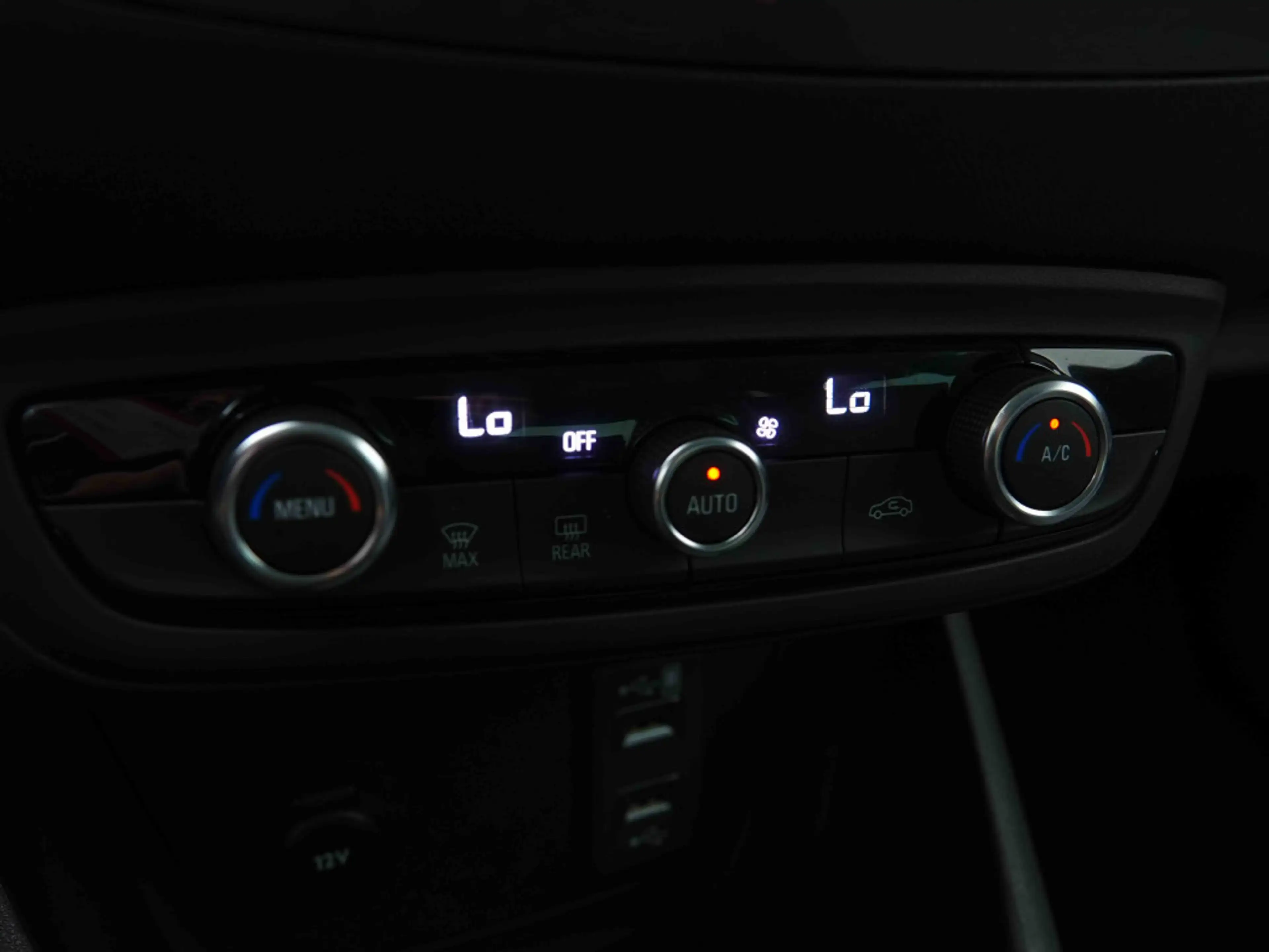 Opel Crossland 1.2 T 110 Elegance | GPS | Cam | LED | Carplay — photo 14