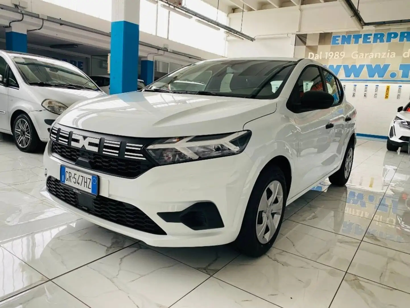 Dacia Sandero Streetway 1.0 sce Essential 65cv NEOPATENTATI Weiß - 1