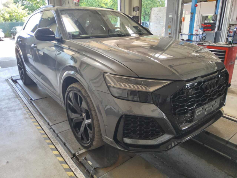Audi RS Q8 SUV 441 kW tiptronic B&O PANO AHK NAVI — photo 3