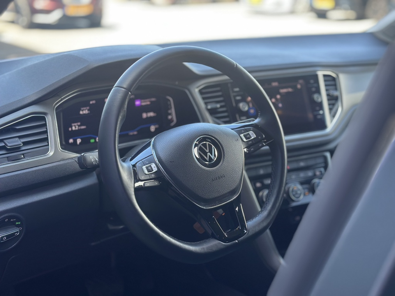 Volkswagen T-Roc 1.5 TSI Style / Unieke KM-Stand / Stoel&stuurverwa — photo 24