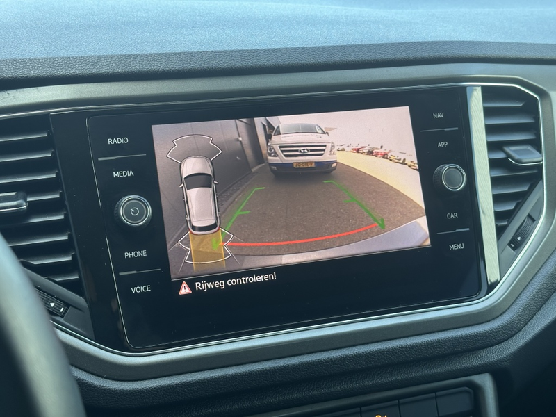 Volkswagen T-Roc 1.5 TSI Style / Unieke KM-Stand / Stoel&stuurverwa — photo 32