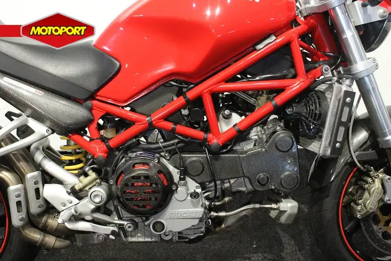 Ducati Monster S4R - foto 4