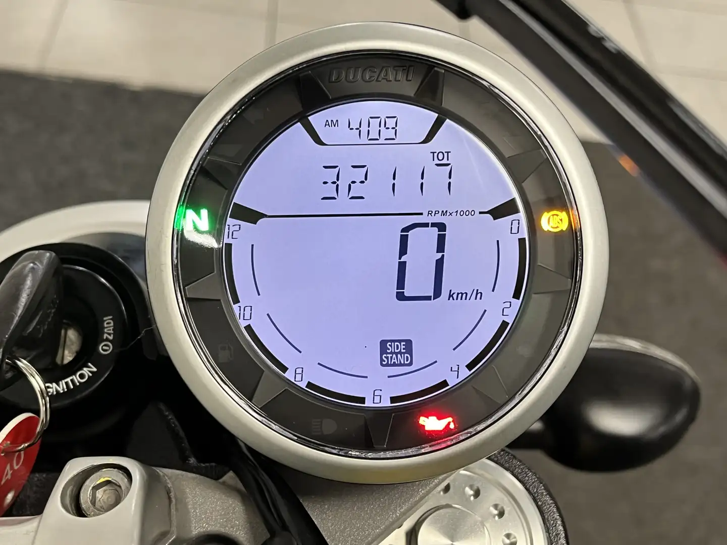 Ducati Scrambler ICON Geel - 2