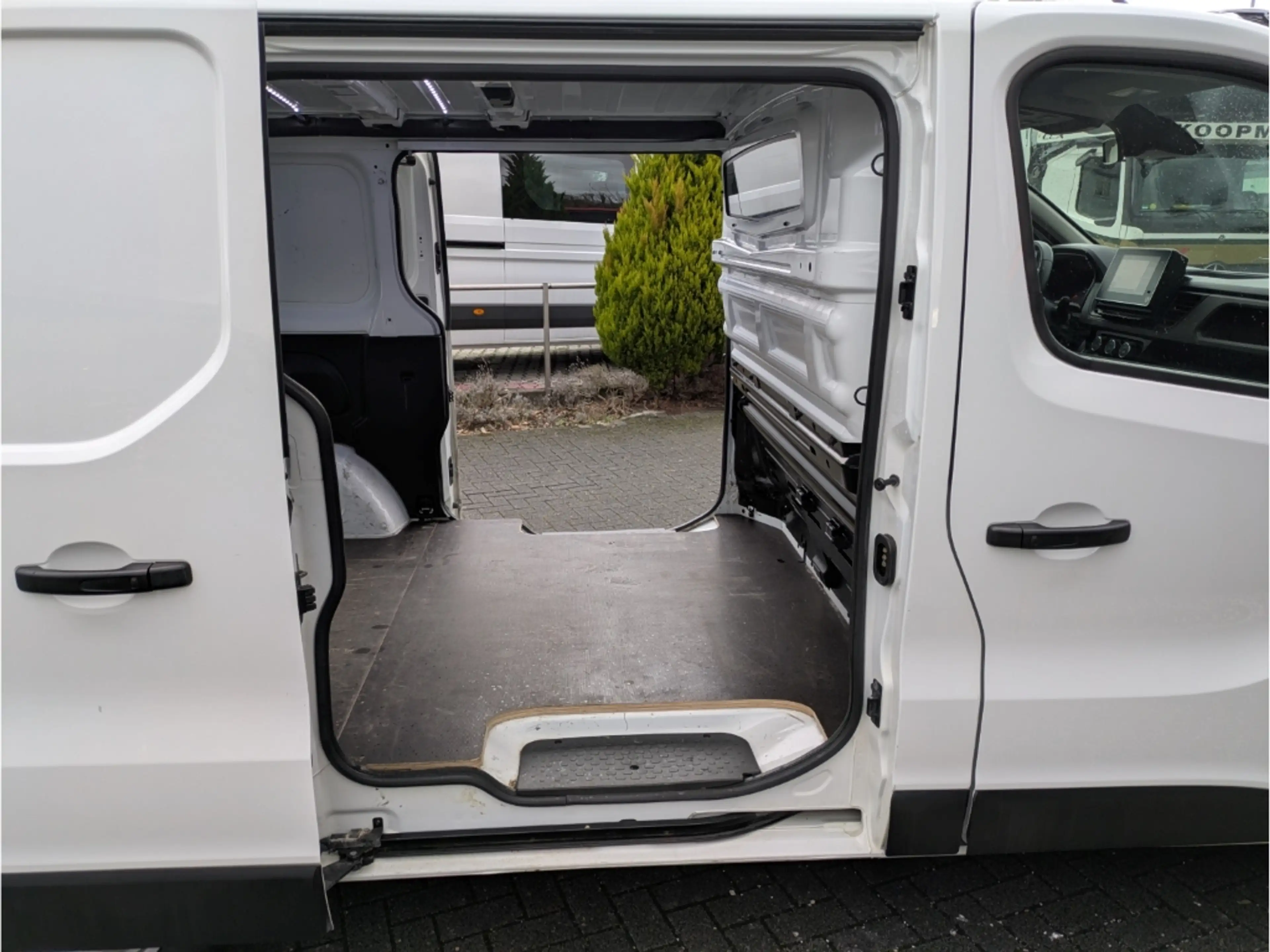 Nissan Primastar N-Connecta Kasten AHK LED Apple CarPlay Android Au — photo 7
