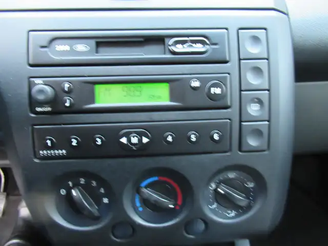 Ford Fiesta view 12